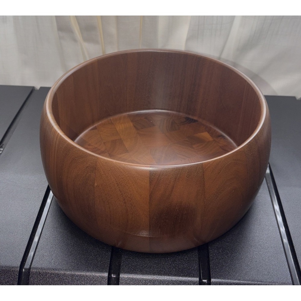 VTG Diversified Industries Division Solid American Single Walnut Salad Bowl 1526